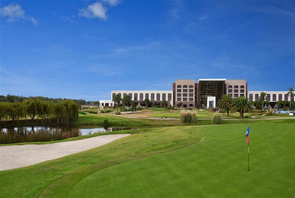 Sheraton Colonia Golf & Spa Resort Colonia del Sacramento Exterior foto Golf course at the Ritz-Carlton, Naples